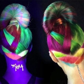 Неонова фарба для волосся: як вибрати фарбу, що світиться у темряві? Плюси і мінуси флуоресцентної фарби