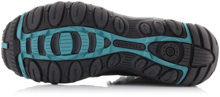 Непромокальні черевики (47 фото): жіночі зимові і водонепроникні туристичні моделі