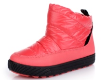 Непромокальні черевики (47 фото): жіночі зимові і водонепроникні туристичні моделі