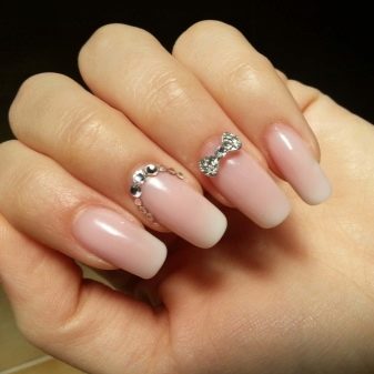 Неяскравий манікюр (49 фото): звичайний дизайн нігтів