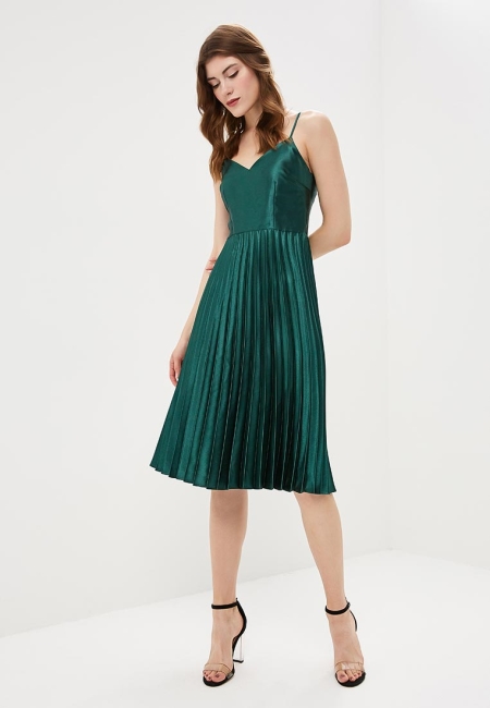 Новорічні сукні 2019: кращі женнственные елегантні і навіть повсякденні образи для святкування Нового року з Ламоды