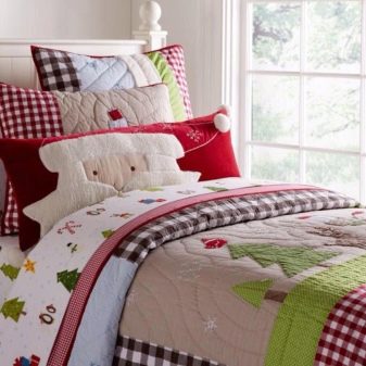 Новорічний печворк: ідеї та схеми серветок, чобітка, панно з тканини в стилі печворк, майстер-клас виробів з клаптикового шиття