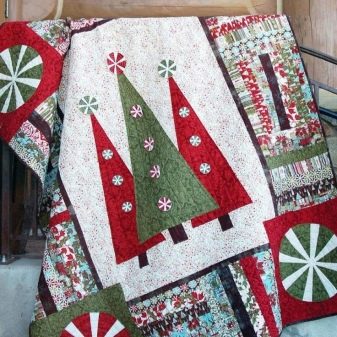 Новорічний печворк: ідеї та схеми серветок, чобітка, панно з тканини в стилі печворк, майстер-клас виробів з клаптикового шиття