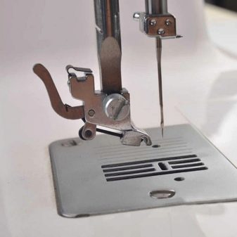 Інструменти для печворку: роликові ножі для клаптикового шиття і ножиці, інші пристосування і вибір набору для початківців