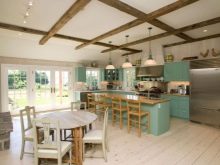 Інтер’єр кухні-їдальні в приватному будинку (59 фото: класичний дизайн і планування кухні великої, поєднаної з їдальнею