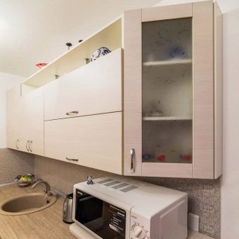 Інтер’єр кухні 9 кв. м в сучасному стилі (52 фото): особливості дизайну, цікаві ідеї