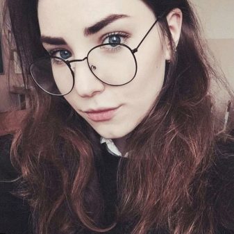 Окуляри для іміджу: чоловічі та жіночі окуляри без діоптрій, круглі і інші сучасні моделі, характеристика та поради з вибору