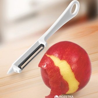 Овочечистки (39 фото): ручні ножі для чищення овочів і електричні побутові овочечистки, особливості моделей Borner, Victorinox та інших виробників