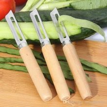 Овочечистки (39 фото): ручні ножі для чищення овочів і електричні побутові овочечистки, особливості моделей Borner, Victorinox та інших виробників