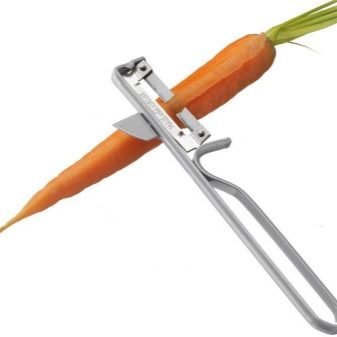 Овочечистки (39 фото): ручні ножі для чищення овочів і електричні побутові овочечистки, особливості моделей Borner, Victorinox та інших виробників