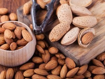 Пінка для вмивання з кислотами: з фруктовою, саліцилової і гіалуронової, з АНА і з молочною кислотою