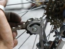 Півень для велосипеда (17 фото): що таке велосипедний півник? Для чого він потрібен? Як підібрати запчастина?