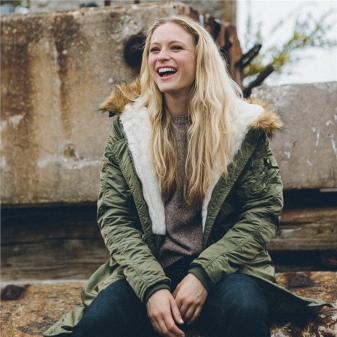 Парку Alpha Industries (37 фото): жіночі моделі від Альфа Індастріз