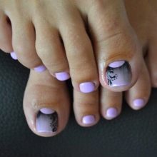 Педикюр френч (106 фото): красивий кольоровий французький дизайн в білих і рожевих або червоних відтінках на ногах