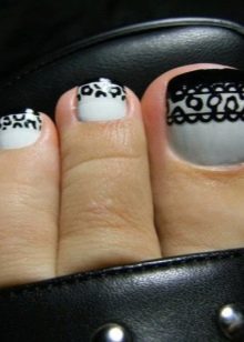 Педикюр френч (106 фото): красивий кольоровий французький дизайн в білих і рожевих або червоних відтінках на ногах