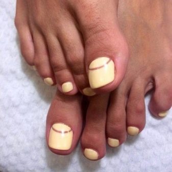 Педикюр на море (62 фото): як зробити гарний пляжний педикюр в одному стилі? Ідеї дизайну у відпустку