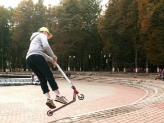 Пеги для самоката: вибір для трюкового самоката. Для чого вони потрібні і як поставити?