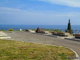 Пляж Яз в Чорногорії (27 фото): де він знаходиться і як до нього дістатися? Особливості пляжу в муніципалітеті Будви