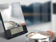 Подарунки на Новий рік вартістю до 1000 рублів: що можна підібрати з бюджетом в 50, 100, 200, 300 і 500 рублів?