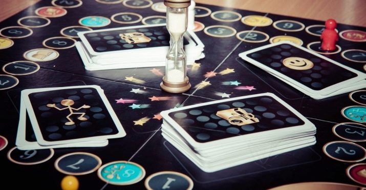 Подарунок чоловікові (60 фото): що корисного подарувати? Сувеніри, подушки та ідеї символічних подарунків дорослому чоловікові