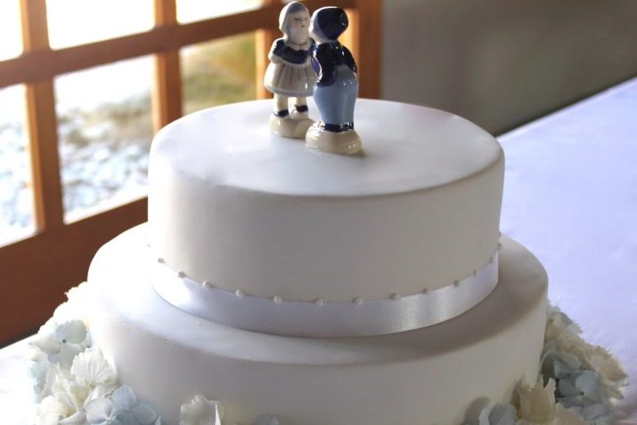 Подарунок чоловікові (60 фото): що корисного подарувати? Сувеніри, подушки та ідеї символічних подарунків дорослому чоловікові