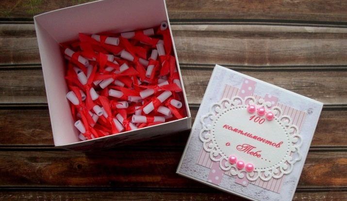 Подарунок чоловікові (60 фото): що корисного подарувати? Сувеніри, подушки та ідеї символічних подарунків дорослому чоловікові