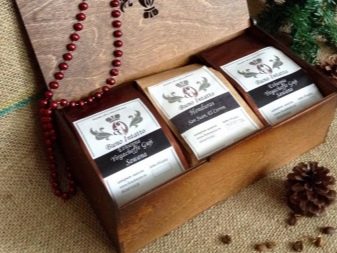 Подарунок чоловікові (60 фото): що корисного подарувати? Сувеніри, подушки та ідеї символічних подарунків дорослому чоловікові