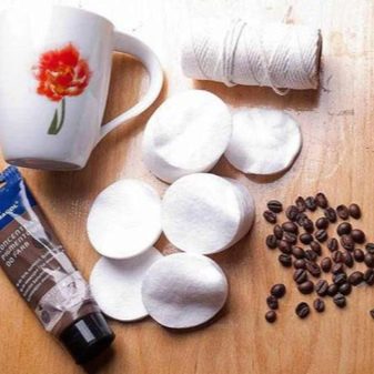 Подарунок другу своїми руками: як зробити прикольну річ кращого друга? Що подарувати з паперу і з чого ще можна змайструвати?
