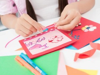 Подарунок на День матері своїми руками: як зробити мамі малюнок і листівку, орігамі та аплікацію з паперу? Ідеї красивих і оригінальних саморобних подарунків на День матері
