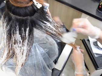 Попелясто-чорний колір волосся (29 фото): як пофарбувати волосся в відтінок попелу з чорними коренями? Догляд після фарбування