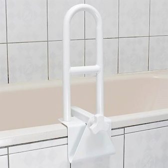 Поручні для ванної (40 фото): вибираємо на стіну ручку на вакуумних присосках і інші опорні моделі. Як їх зручно розташувати?