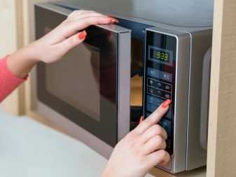 Посуд для мікрохвильовки: скляний та пластиковий посуд, каструлі та столові сервізи для мікрохвильової печі