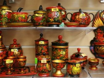 Посуд хохлома (22 фото): види хохломской розпису. Розписні тарілки, чайні пари і інші набори посуду