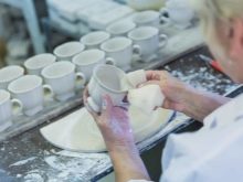 Посуд кобальт: що це таке? Чайні сервізи ЛПЗ з позолотою, тарілки, сині чашки та інший посуд