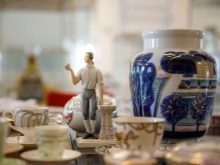 Посуд кобальт: що це таке? Чайні сервізи ЛПЗ з позолотою, тарілки, сині чашки та інший посуд