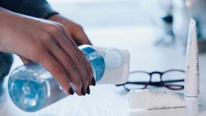 Потрібно змивати міцелярно воду з шкіри особи? Чому треба вмиватися після мицеллярной води? Поради косметологів