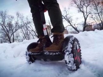Позашляхові гироскутеры: кращі моделі позашляховиків. Як вибрати гироскутер-всюдихід для бездоріжжя з ручкою і без?