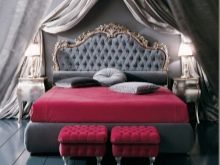 Пуфик в спальню (45 фото): як вибрати приліжкові пуфи і банкетки зі спинкою і ящиком? Красиві м’які пуфи з екошкіри