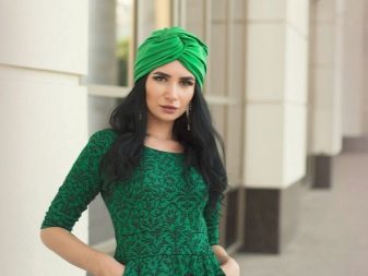 Річна чалма: з чим носити влітку жіночий тюрбан з гіпюру? Як красиво зав’язати чалму на голові?