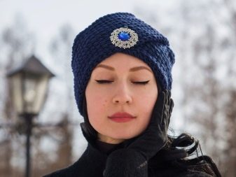 Річна чалма: з чим носити влітку жіночий тюрбан з гіпюру? Як красиво зав’язати чалму на голові?