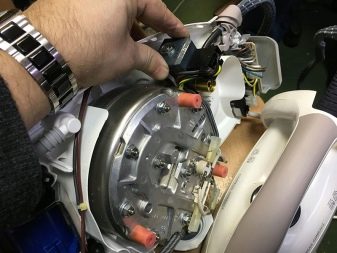 Ремонт парогенераторів своїми руками, покрокові інструкції. Що робити, якщо не йде пара і тече вода замість пара?