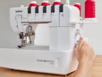 Розпошивальні машини Brother: CV 3550 і CV 3440, M 2340 CV. Вибираємо окантователь для плоскошовной машини