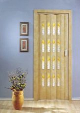 Розсувні двері на кухню: вибираємо кухонні висувні двері-гармошки. Скляні зсувні двері в інтер’єрі