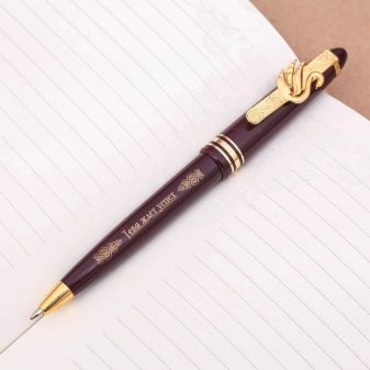 Ручка в подарунок: друкарські кулькові авторучки з написом і інші хороші, красиві сувеніри для письма