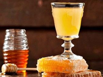 Що подарувати чоловікові на день народження? 57 фото Кращі ідеї подарунків малознайомому дорослому чоловікові, іменні чоловічі сувеніри