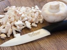 Що подарувати чоловікові на день народження? 57 фото Кращі ідеї подарунків малознайомому дорослому чоловікові, іменні чоловічі сувеніри