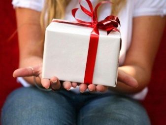 Що подарувати дівчині на 25 років? Оригінальні подарунки подрузі на день народження, подарунки на 25-річчя сестрі, дружині, кращі ідеї подарунків для дочки від батьків