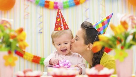Що подарувати дівчинці на рік? 70 фото Подарунки для похресниці і дочки. Що можна подарувати на день народження внучці? Список найкращих подарунків від батьків