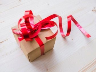 Що подарувати на 3 роки? Вибір кращого подарунка. Яку тварину можна подарувати на день народження?