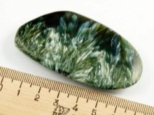 Серафинит (24 фото): значення каменю, магічні властивості мінералу клинохлор